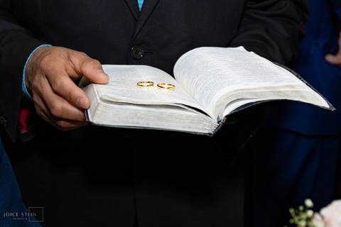 '
