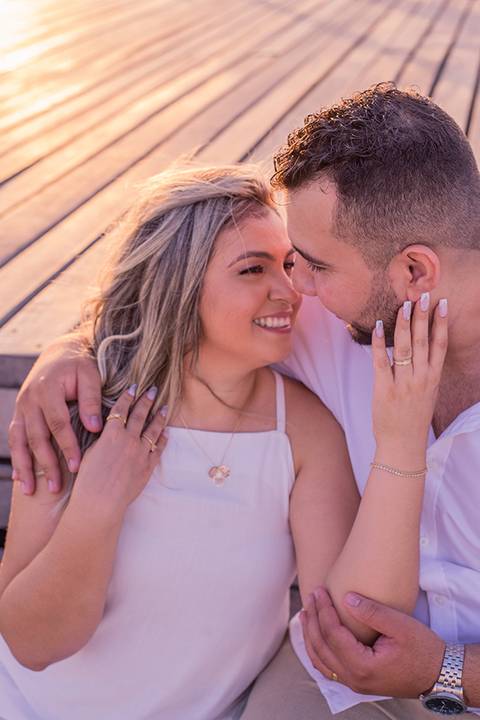 Fortaleza recebeu esse amor em dois momentos: cerimônia civil e ensaio na Ponte dos Ingleses ao pôr do sol.'