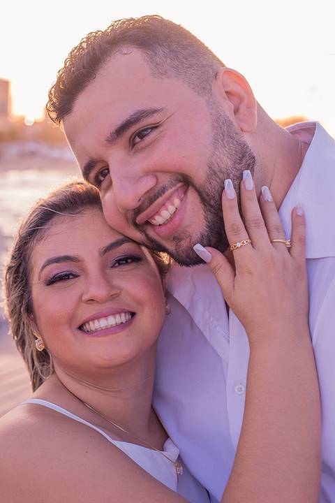 Casamento civil moderno e ensaio fotográfico cheio de espontaneidade na Ponte dos Ingleses.'