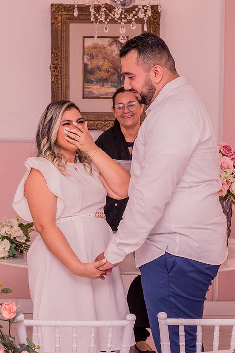 Registrei o casamento civil no cart´rio do Mucuripe de Nayara & Jefter e, logo após, capturamos momentos intensos na Ponte dos Ingleses.'