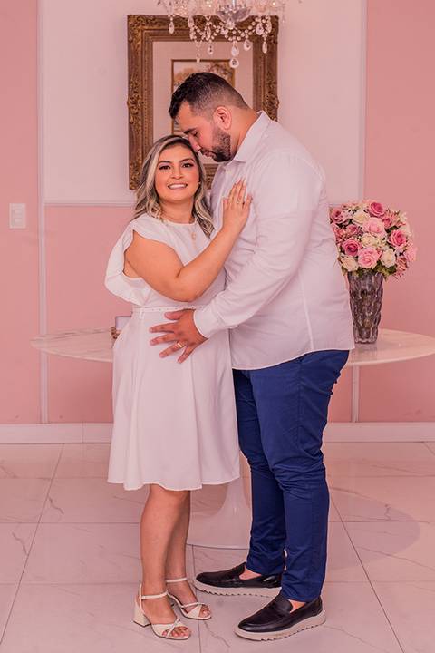 A união perfeita: cerimônia no cartório e ensaio ao ar livre na Ponte dos Ingleses, cartão-postal de Fortaleza.'