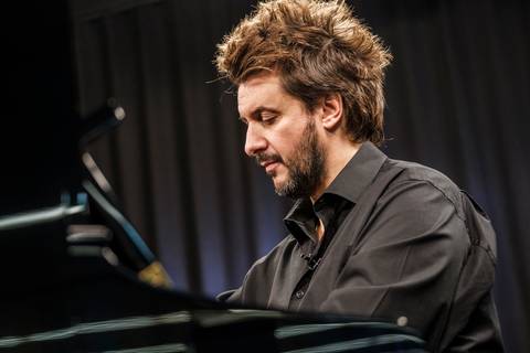 Melhor fotógrafo retratos Braga Barcelos Porto Guimarães maestro Rui Massena fotografos em braga para batizados casamentos'