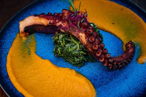 Fotógrafo de gastronomia restauração comida editorial moda produto Braga Porto Guimarães Barcelos Famalicão fotografo Braga Fotografo Nike ginásio roupa de treino esporte fotógrafo desporto atleta '