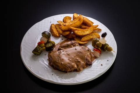 Fotógrafo de gastronomia restauração comida editorial moda produto Braga Porto Guimarães Barcelos Famalicão fotografo Braga Fotografo Nike ginásio roupa de treino esporte fotógrafo desporto atleta '