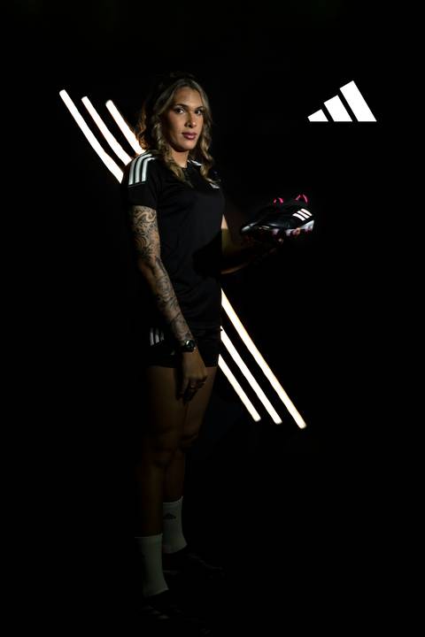 Fotógrafo de editorial moda produto Braga Porto Guimarães Barcelos Aluguel estudio fotografia braga Famalicão fotografo Braga Fotografo Nike ginásio roupa de treino esporte fotógrafo desporto atleta '