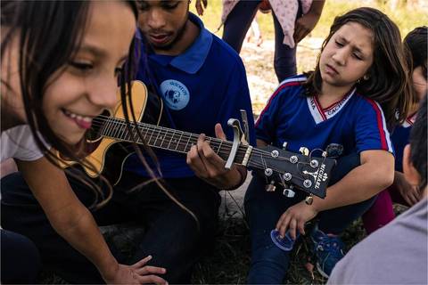 Documental, ONG Gaditas, cachoeirinha, foto-jornalismo, perseguindo fotografias verdadeiras, fotografo de pessoas, fotógrafo cachoeirinha, pessoas incríveis, ajude o próximo, amor ao proximo, crianças carentes, se importe, faça a difrença, histórias reais'