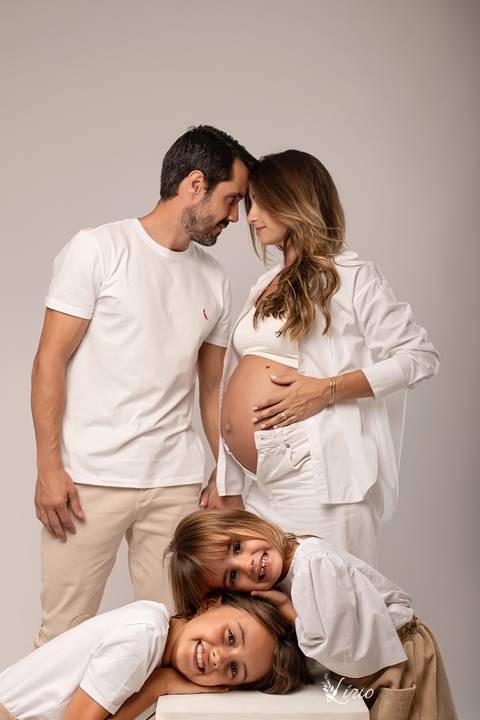 fotogravidaestudio-fotocasalgravida-estudioflorianopolis-fotofamiliagravida-posegravidacomcrianca'