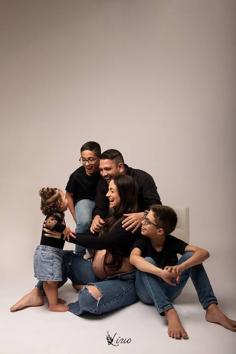 fotogravidaestudio-fotocasalgravida-estudioflorianopolis-fotofamiliagravida-posegravidacomcrianca'