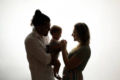 fotobebeestudio-posesfotofamilia-fotofamiliaebebe-estudioflorianopolis'