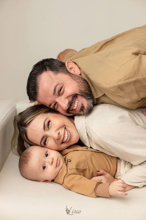 fotobebeestudio-posesfotofamilia-fotofamiliaebebe-estudioflorianopolis'