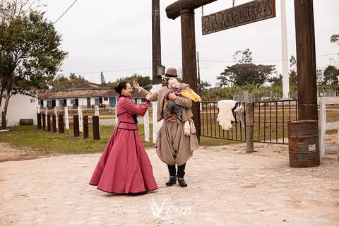 fotosfamilia, fotosnapraia, fotoscampo, fotosfamiliapaisagem, criancanapraia, fotografoflorianopolis, fotografoflorianopolisnapraia, fotosemfloripa, fotofamiliafloripa'