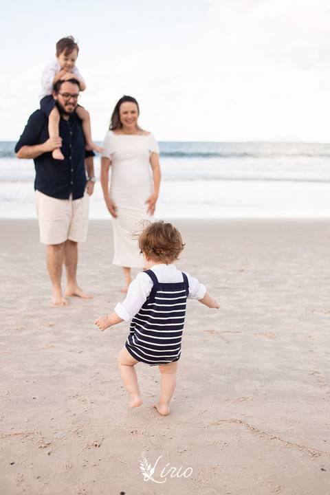 fotosfamilia, fotosnapraia, fotoscampo, fotosfamiliapaisagem, criancanapraia, fotografoflorianopolis, fotografoflorianopolisnapraia, fotosemfloripa, fotofamiliafloripa'