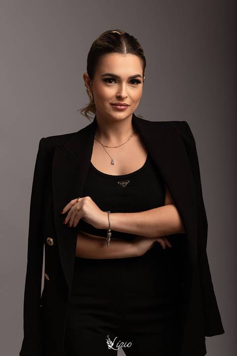 fotocorporativaestudio-fotoprofissional-fotoadvogada-estudioflorianopolis'