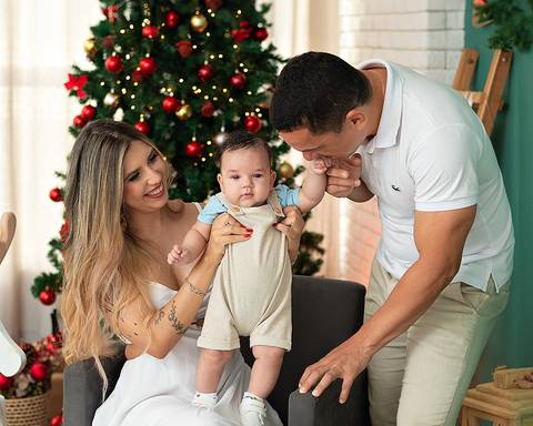 Ensaio Natalino em família no Estúdio Amoradia Foto com Léo e Gabi. Ensaio Natalino em Natal/RN'