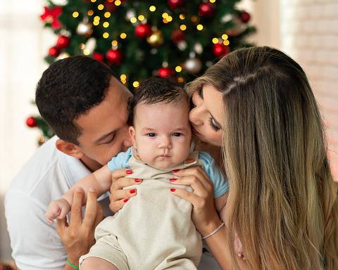 Ensaio Natalino em família no Estúdio Amoradia Foto com Léo e Gabi. Ensaio Natalino em Natal/RN'