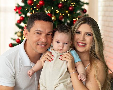 Ensaio Natalino em família no Estúdio Amoradia Foto com Léo e Gabi. Ensaio Natalino em Natal/RN'