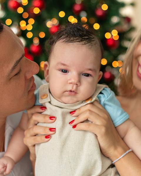 Ensaio Natalino em família no Estúdio Amoradia Foto com Léo e Gabi. Ensaio Natalino em Natal/RN'