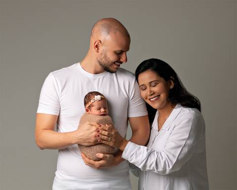 Ensaio Newborn de bebê recém-nascido em Estúdio. Newborn em Natal/RN. Amoradia Foto.'