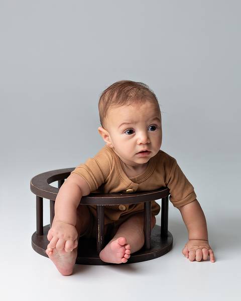 Ensaio de Acompanhamento infantil em estúdio Amoradia Foto em Natal/RN'