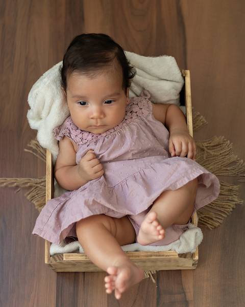 Ensaio de acompanhamento mensal. Bebê de 3 meses.'