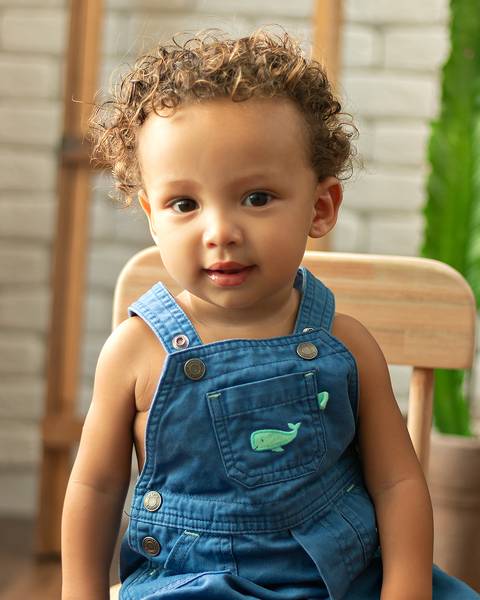 Bebê de 9 meses em ensaio de acompanhamento'