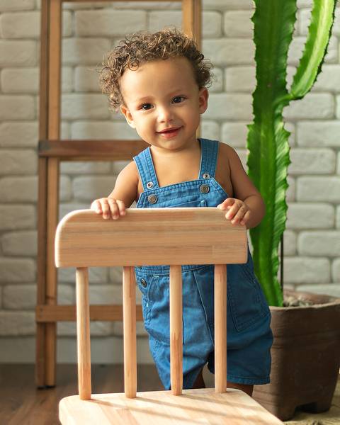 Bebê de 9 meses em ensaio de acompanhamento'