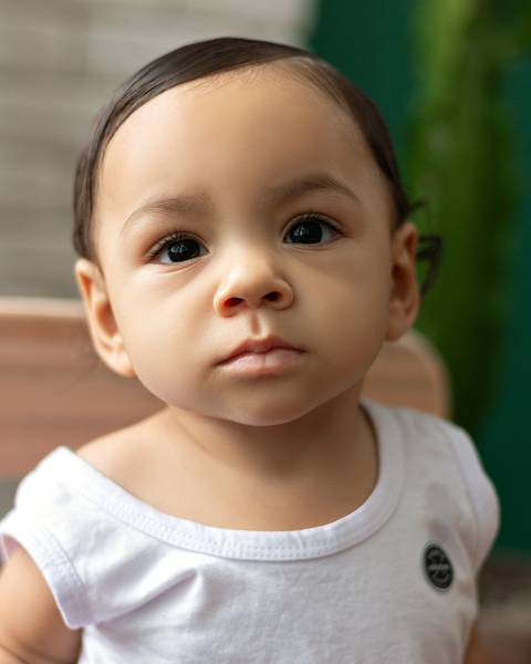 bebê em ensaio de acompanhamento mensal aos 7 meses'