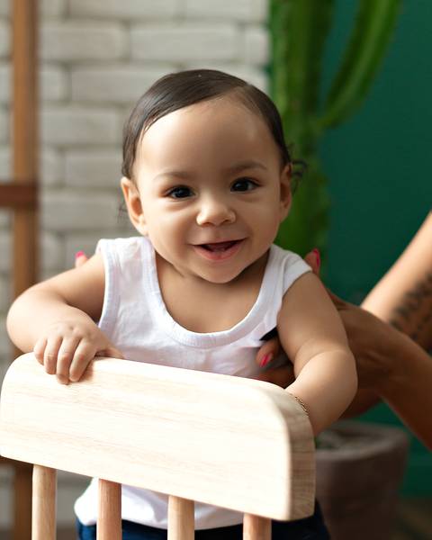 bebê em ensaio de acompanhamento mensal aos 7 meses'