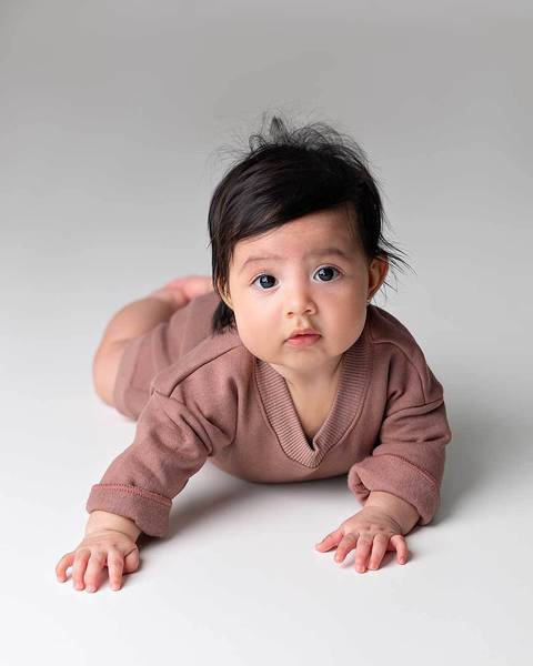 Ensaio de Acompanhamento de bebê. 5 meses de Alejandra.'