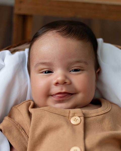 Ensaio de Acompanhamento de bebê. 3 meses de Ravi.'