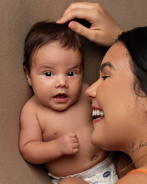 Ensaio de Acompanhamento de bebê. 3 meses de Ravi.'