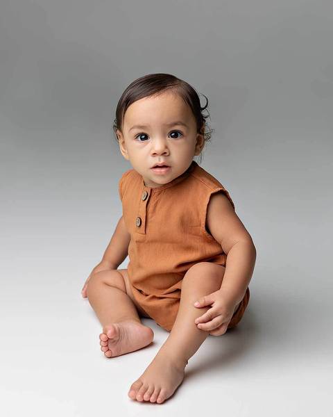 Bebê em ensaio de acompanhamento. 8 meses de Mathias'