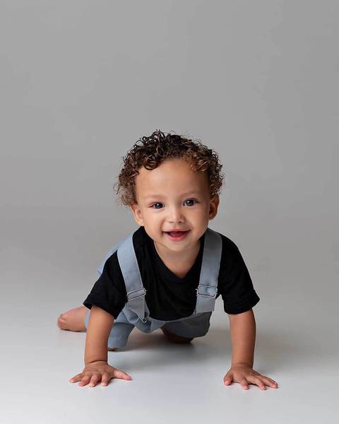 Ensaio de Acompanhamento de Tyler. Bebê de 8 meses.'