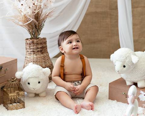 Ensaio de Páscoa de bebê de 1 ano'