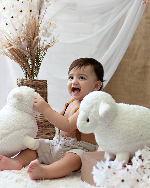 Ensaio de Páscoa de bebê de 1 ano'