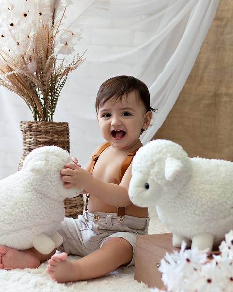 Ensaio de Páscoa de bebê de 1 ano'