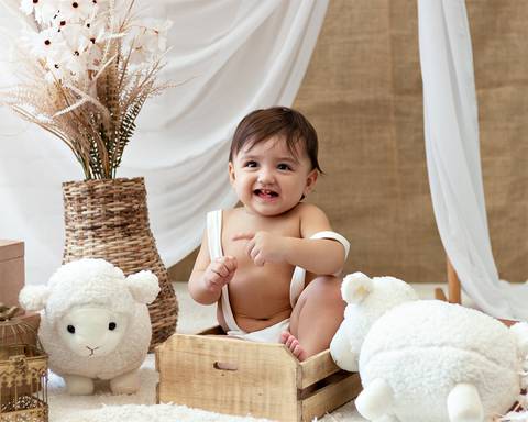 Ensaio de Páscoa de bebê de 1 ano'