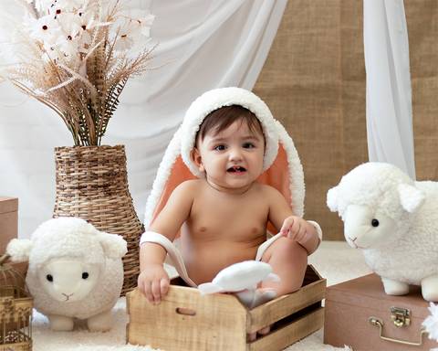 Ensaio de Páscoa de bebê de 1 ano'