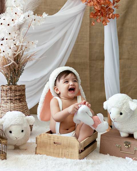 Ensaio de Páscoa de bebê de 1 ano'