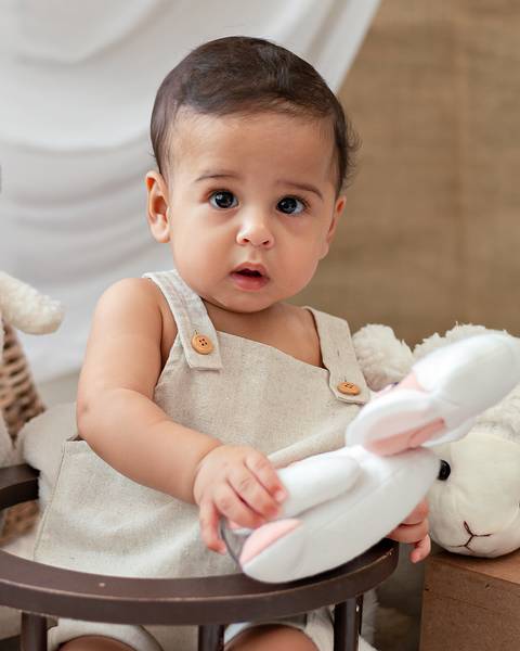 Bebê em ensaio de Páscoa'