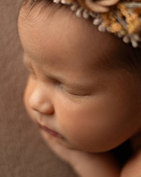 Ensaio Newborn minimalista, delicado, atemporal e sofisticado. Estúdio Newborm em Natal/RN'