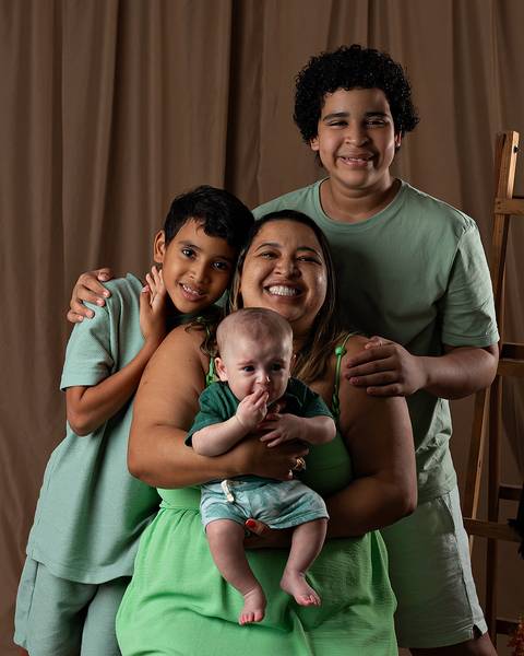 Ensaio de Dia das Mães de mãe e bebê'