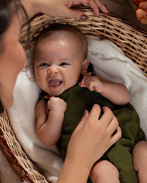 Ensaio de Disa das Mães de mãe e filho.'