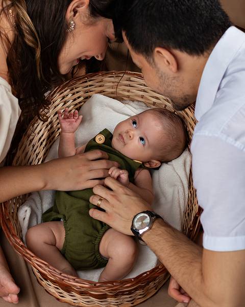 Ensaio de Disa das Mães de mãe e filho.'