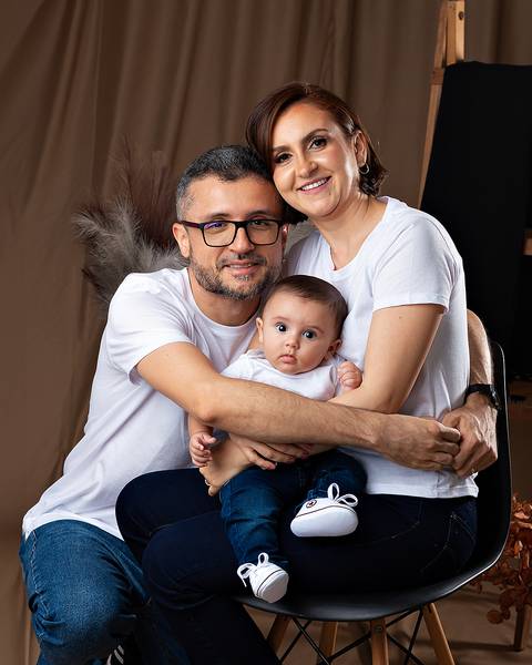 Ensaio de Dia das Mães com mãe e bebê'