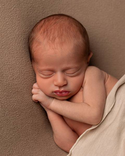 Ensaio de recém-nascido em estúdio em Natal/RN'