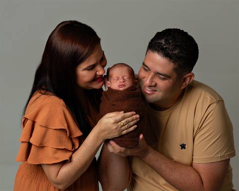 Ensaio de recém-nascido em estúdio em Natal/RN'