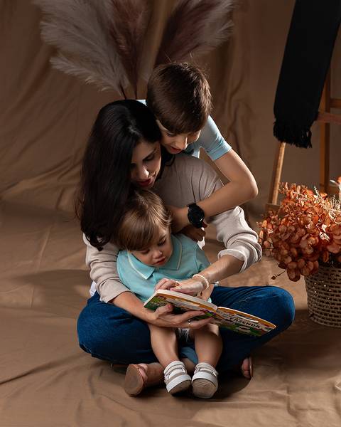 Ensaio de Dia das mães, mãe e filhos.'
