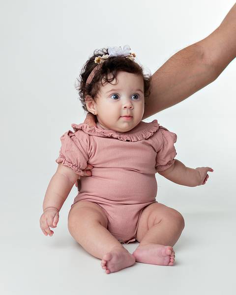 Bebê em ensaio de Acompanhamento Mensal'