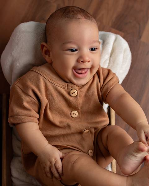 Ensaio de Acompanhamento de bebê com 4 meses'